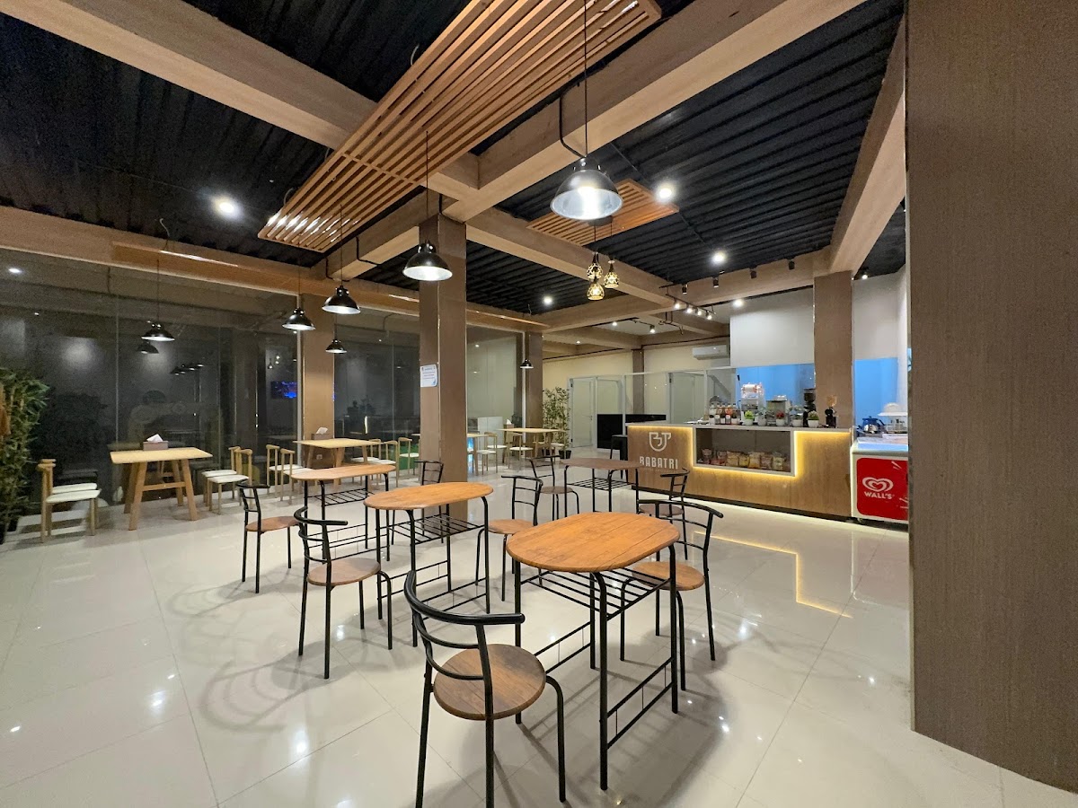 Babatri Coffee and Eatery Cabang Kedaung - Photo 5