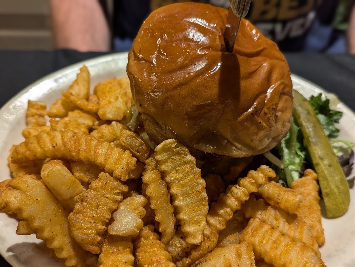 Arthur's - Photo 8