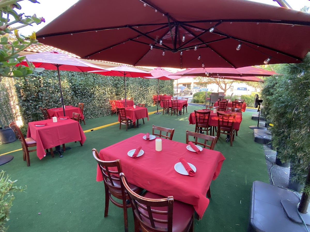 Lal Mirch Indian Restaurant