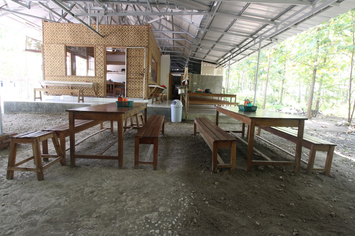 Warung Nasi dan Motel Saung Lembu Citalok - Photo 2