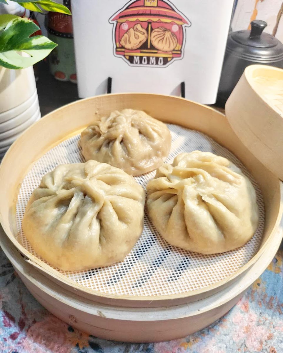 Momo and Baozi - Photo 4