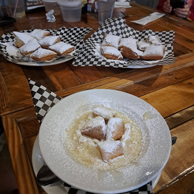 Sweet Beignets with Powdered Sugar