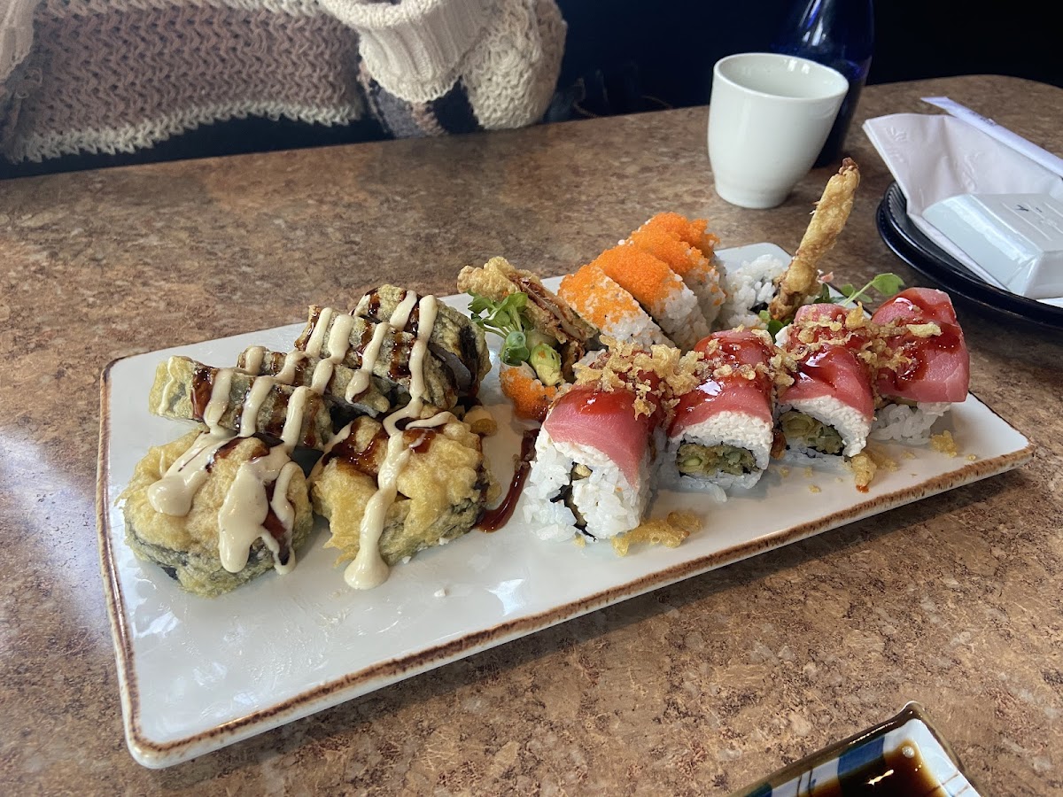 Sushi Ari Japanese Restaurant - Photo 7