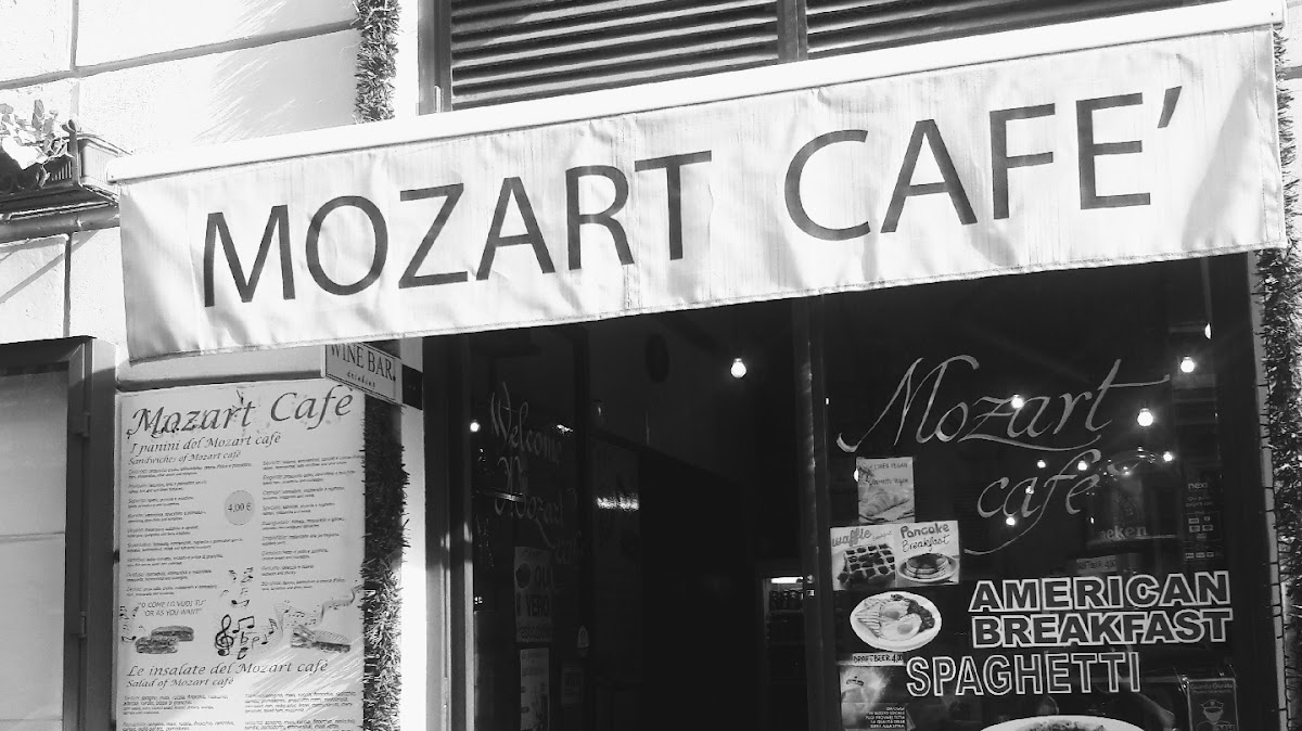 Mozart Cafe