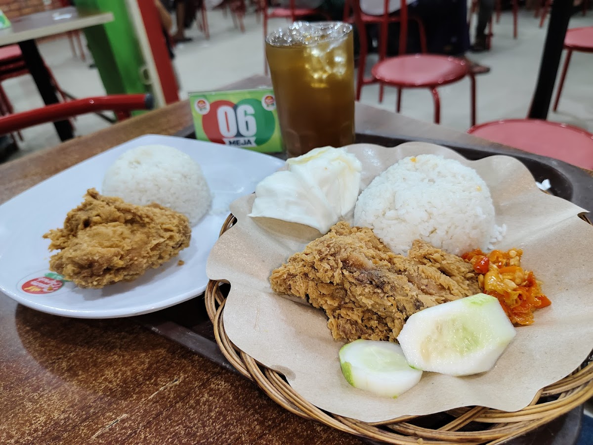 Ayam Geprek Sa'i Kragan - Photo 1