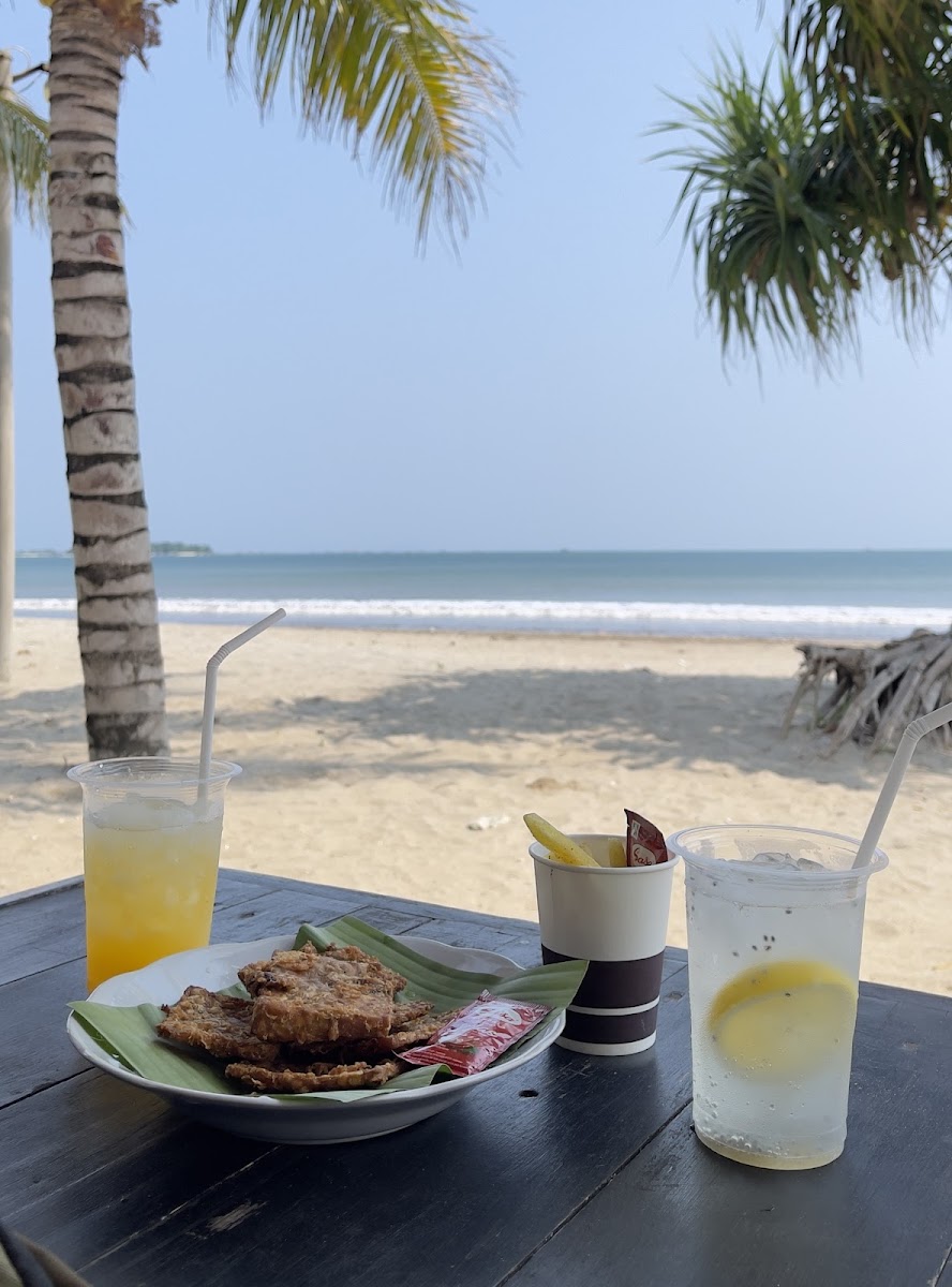 Parta Beach Resort - Photo 9