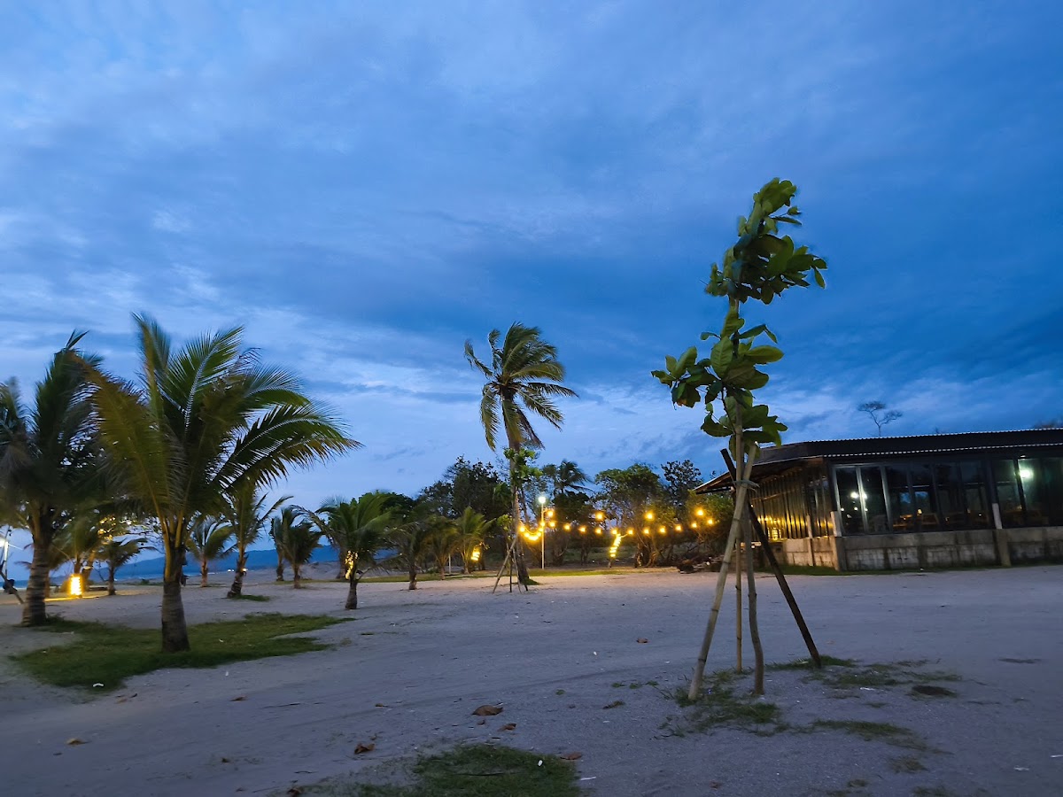 Parta Beach Resort - Photo 3