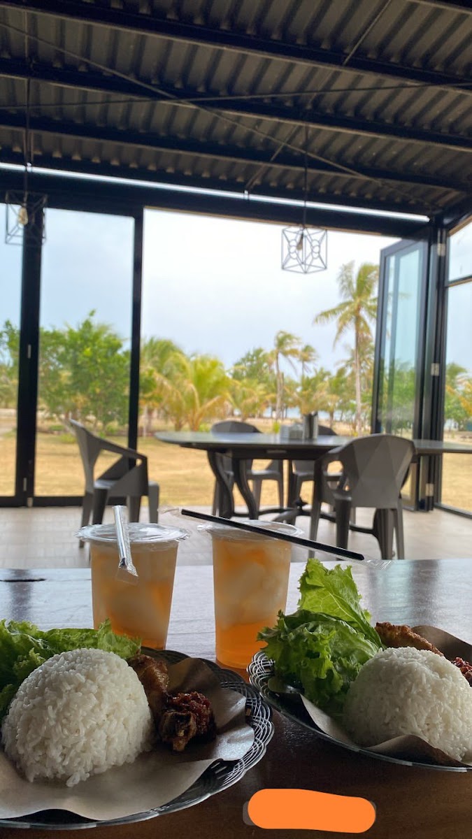 Parta Beach Resort - Photo 5