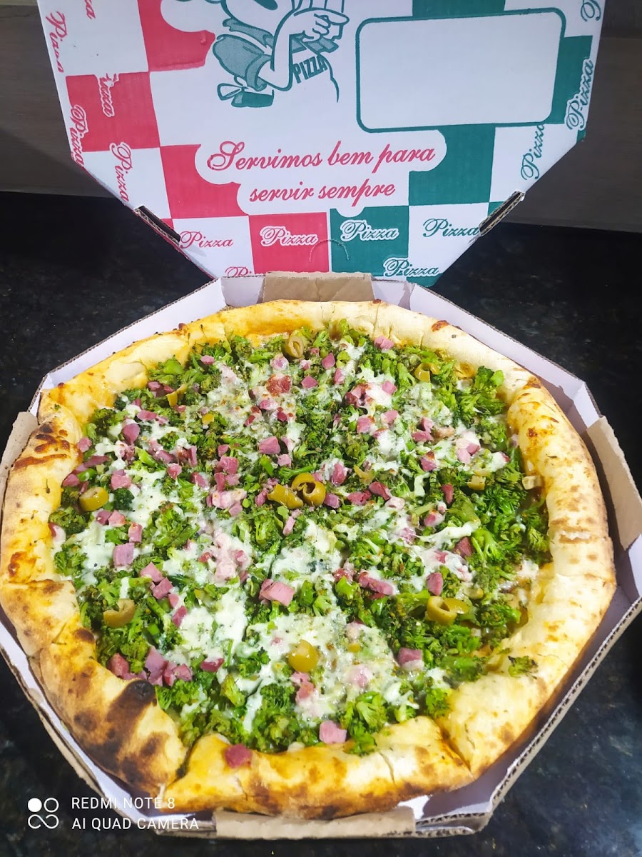 Mega Pizza Artesanal