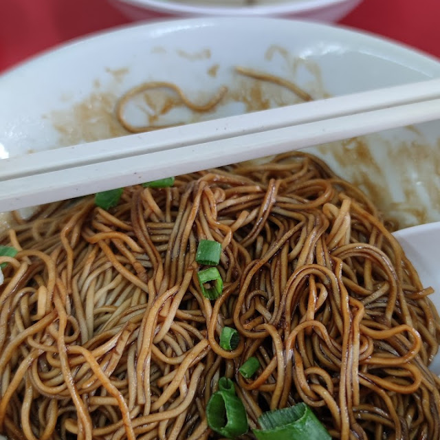 Four Season Noodle