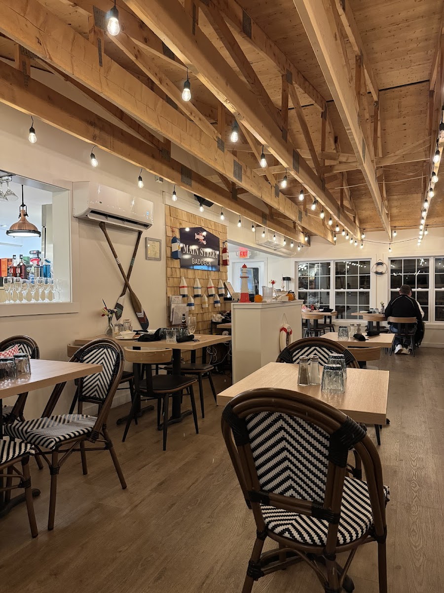 Main Street Restaurant- Baddeck