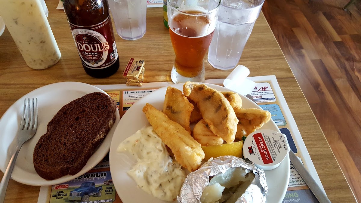 The Bell Tavern - Photo 5