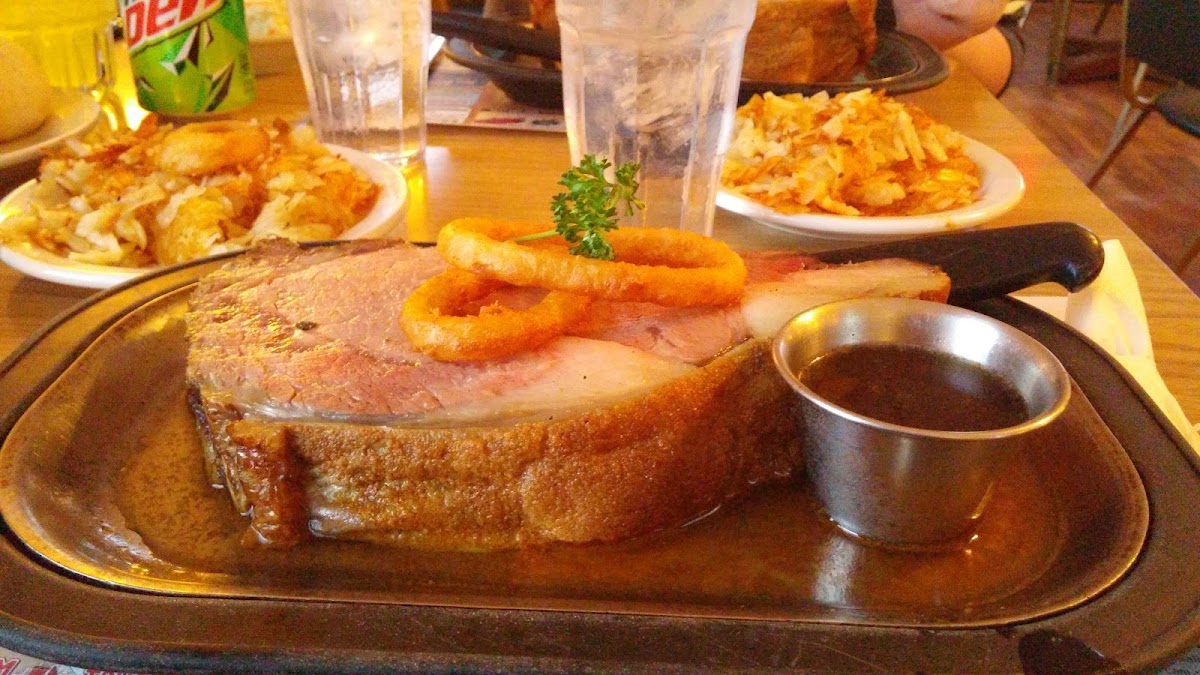 The Bell Tavern - Photo 6