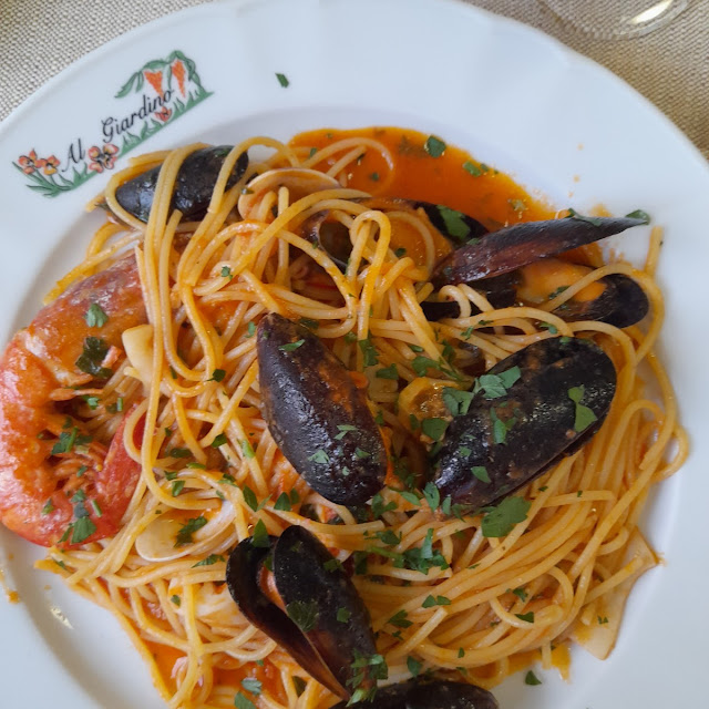 Spagetti Tenger Gyümölcseivel