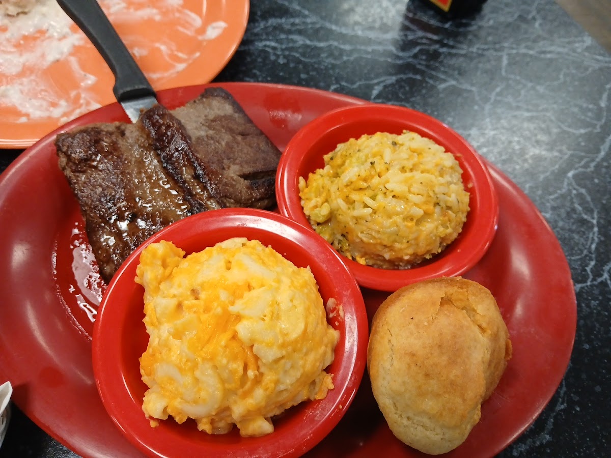 Betty's Home Cooking - Photo 1