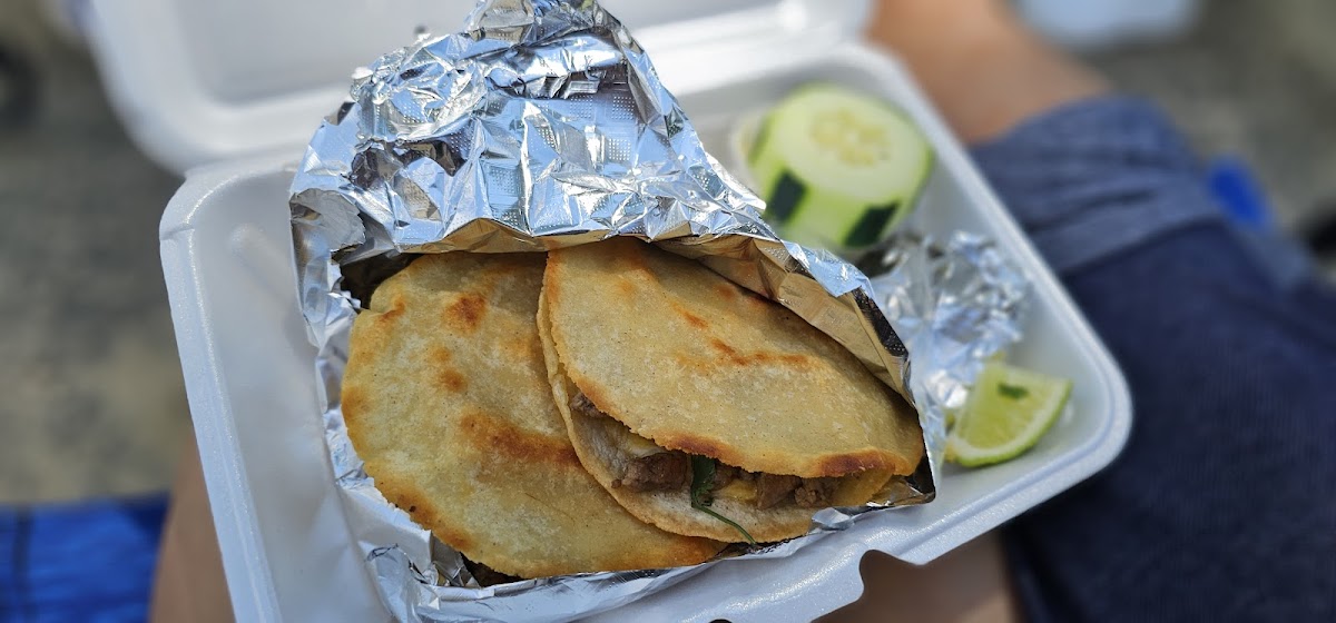 Taqueria Michuacan #2 - Photo 9