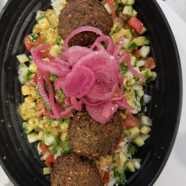Maydoon Bowl w Falafel