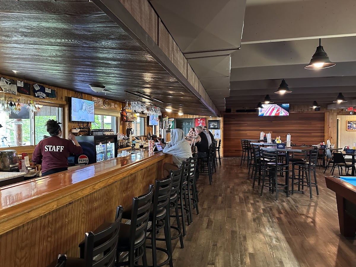 Wilkins Bar & Resort - Photo 1