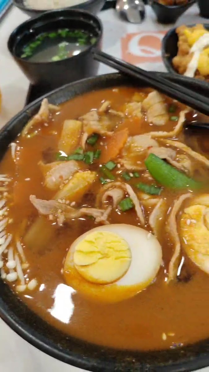 QHouse 港湾茶餐厅 • Anggun City - Photo 1