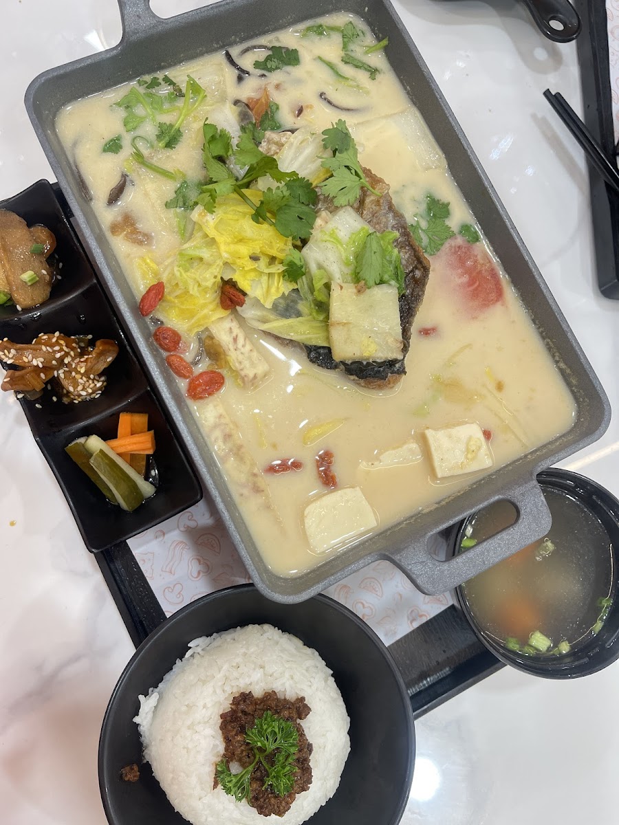 QHouse 港湾茶餐厅 • Anggun City - Photo 7