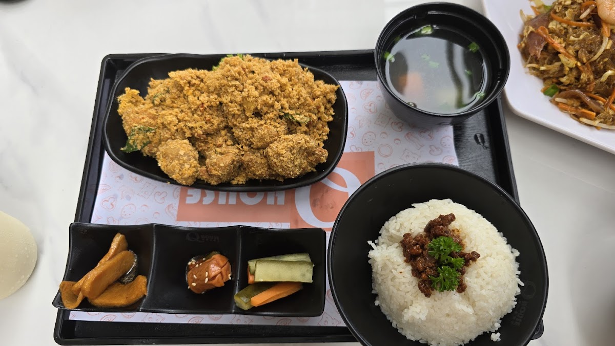 QHouse 港湾茶餐厅 • Anggun City - Photo 8