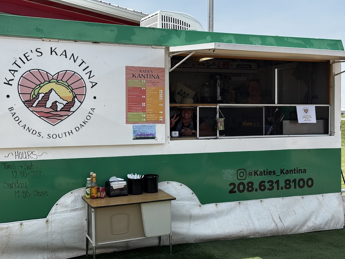 Katie's Kantina - Photo 4