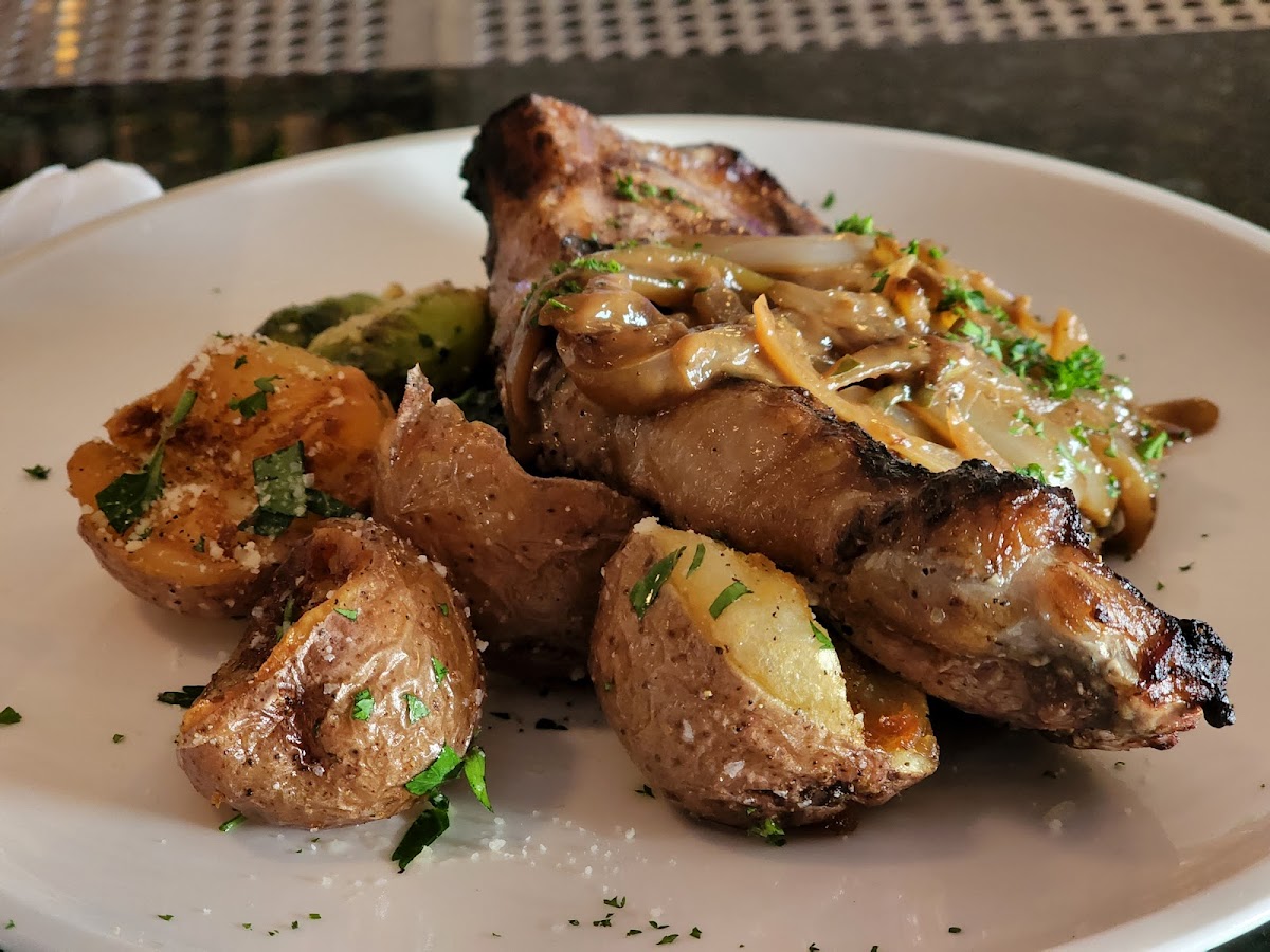 Ciro Italian Kitchen & Bar - Photo 9