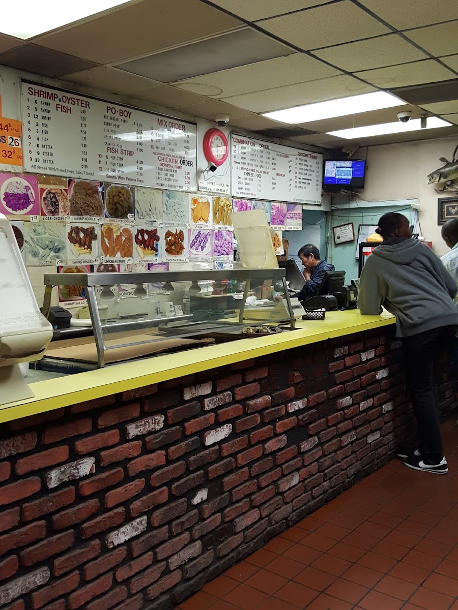 John's Seafood & Restaurant - Photo 3