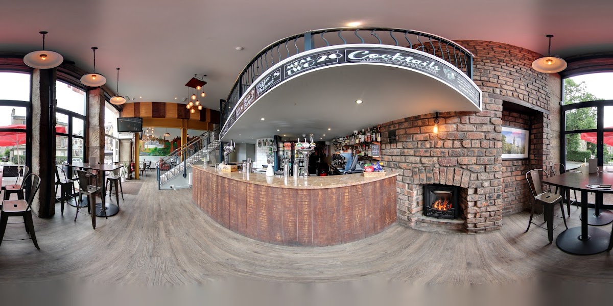 Bank Street Bar Kitchen - Photo 9