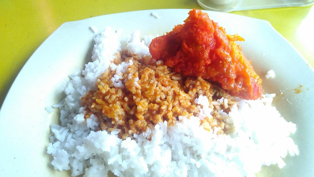Restoran E&Y Maju - Photo 4