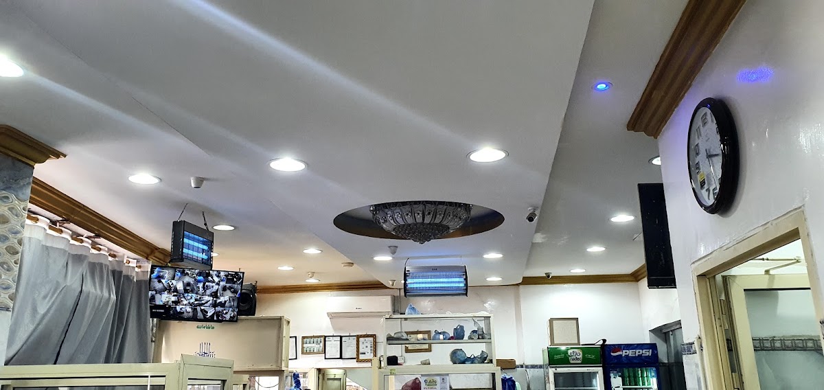 Labbaik (Hyderabadi Restaurant)
