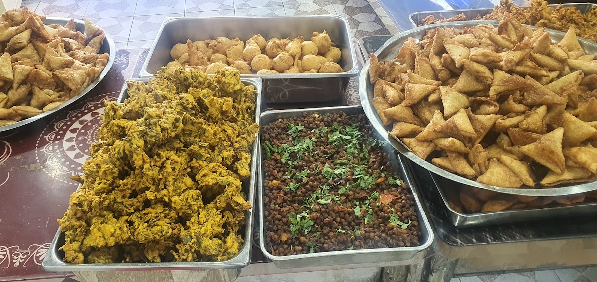 Labbaik (Hyderabadi Restaurant) - Photo 1