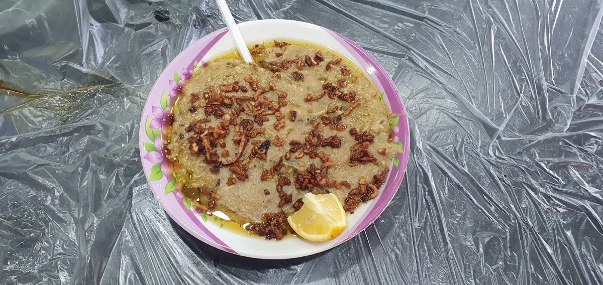 Labbaik (Hyderabadi Restaurant) - Photo 4