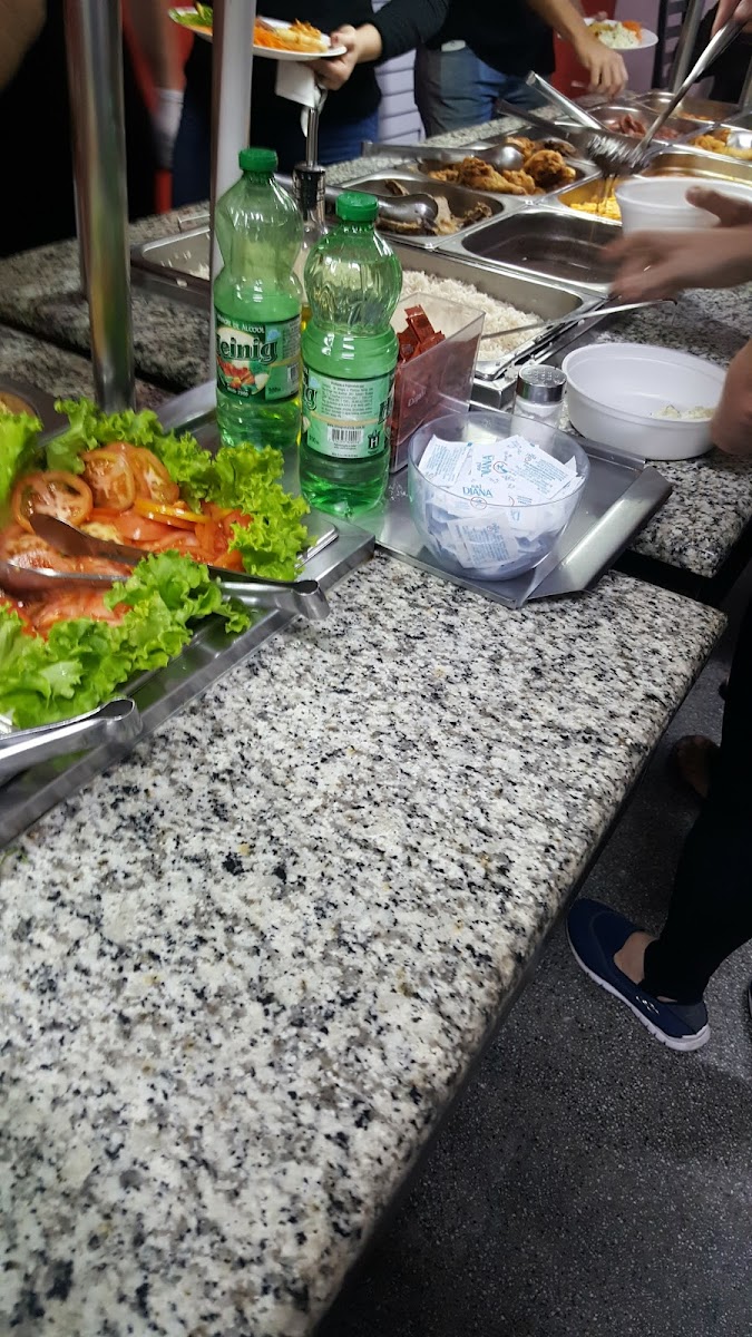 Rogério Restaurante e Lanchonete - Photo 8