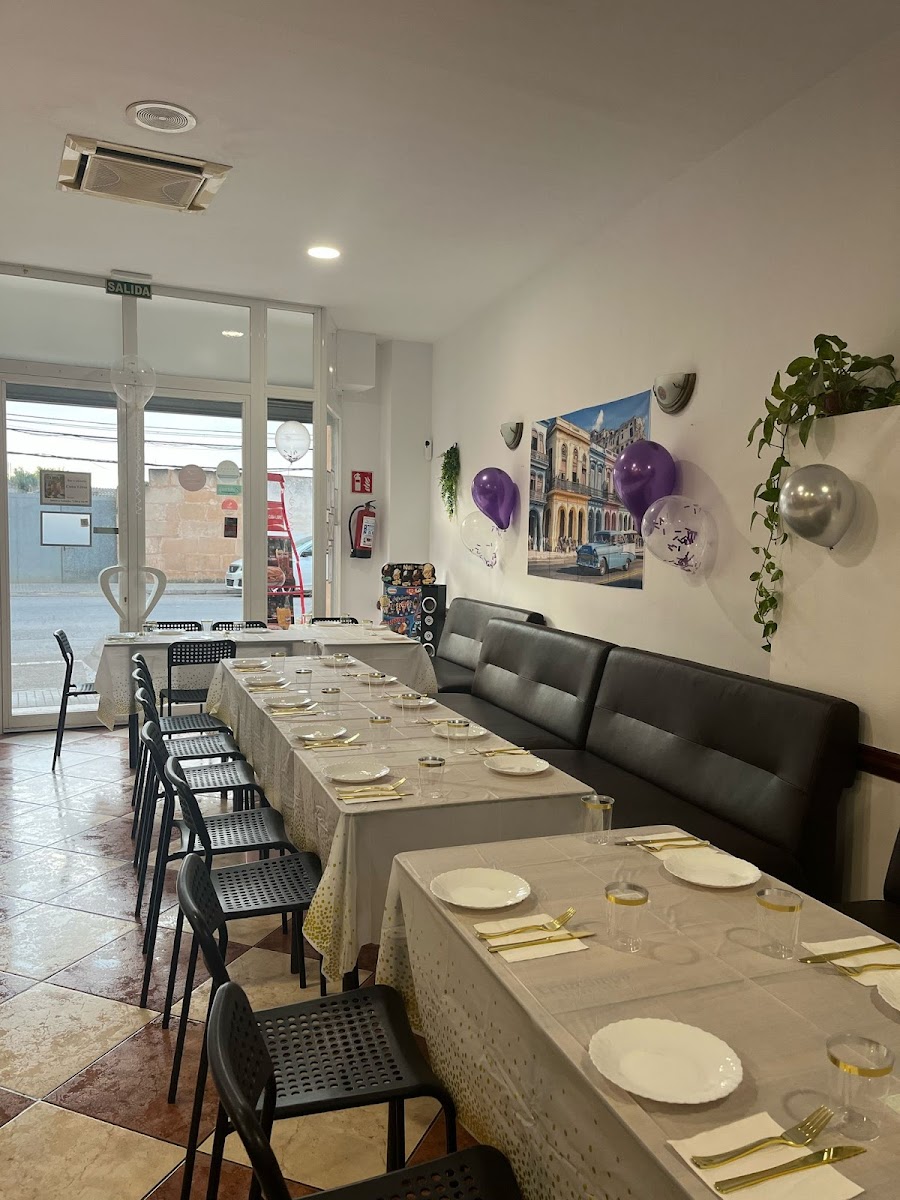 Cubalibre bar cafeteria