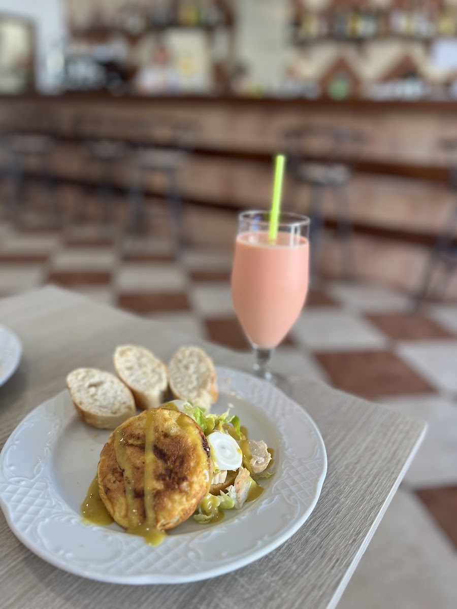 Cubalibre bar cafeteria - Photo 4