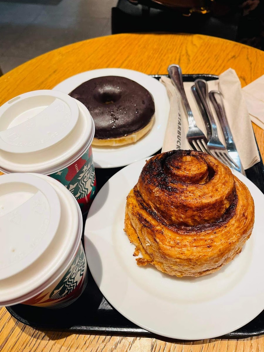 Starbucks | SM City Legazpi - Photo 3