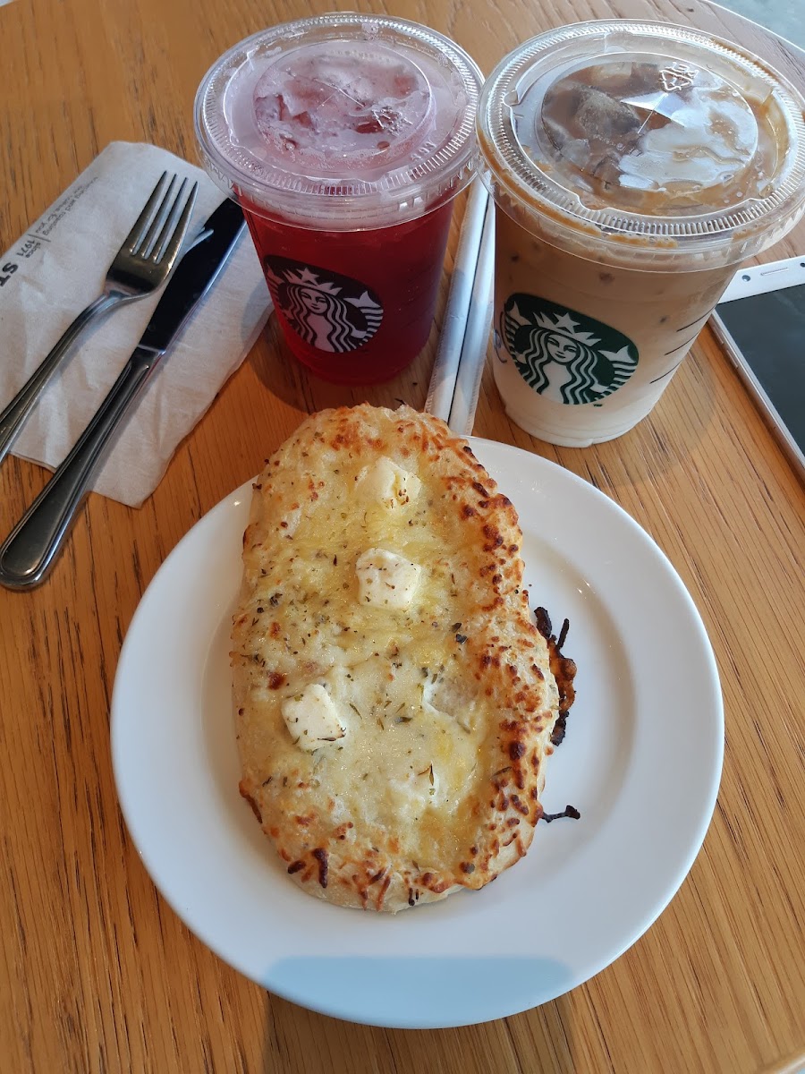 Starbucks | SM City Legazpi - Photo 5