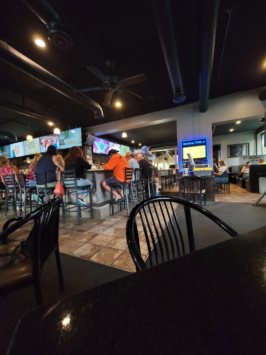 JP McGuire's Bar and Restaurant - Photo 2