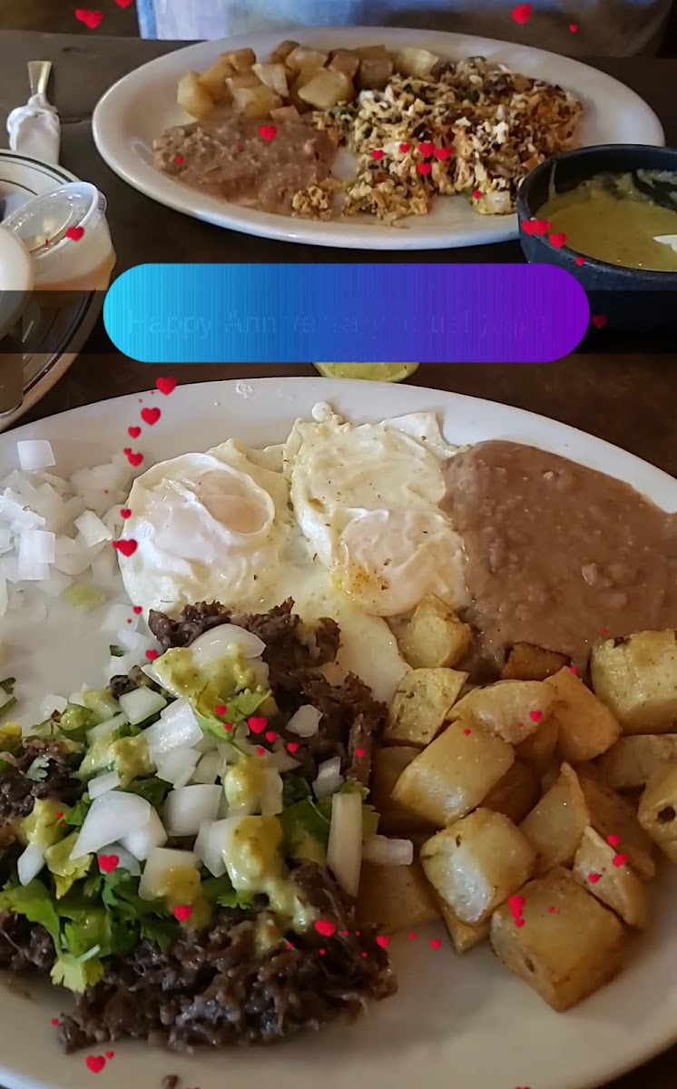 El Caporal Restaurant - Photo 7