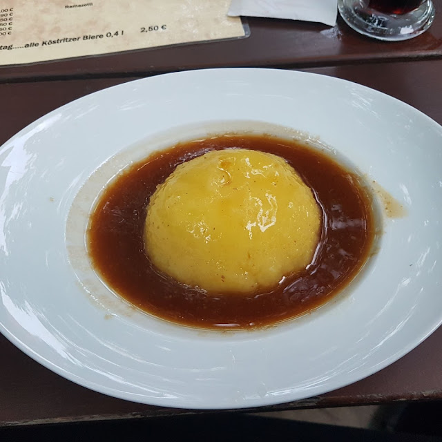 Kloß Mit Sauce