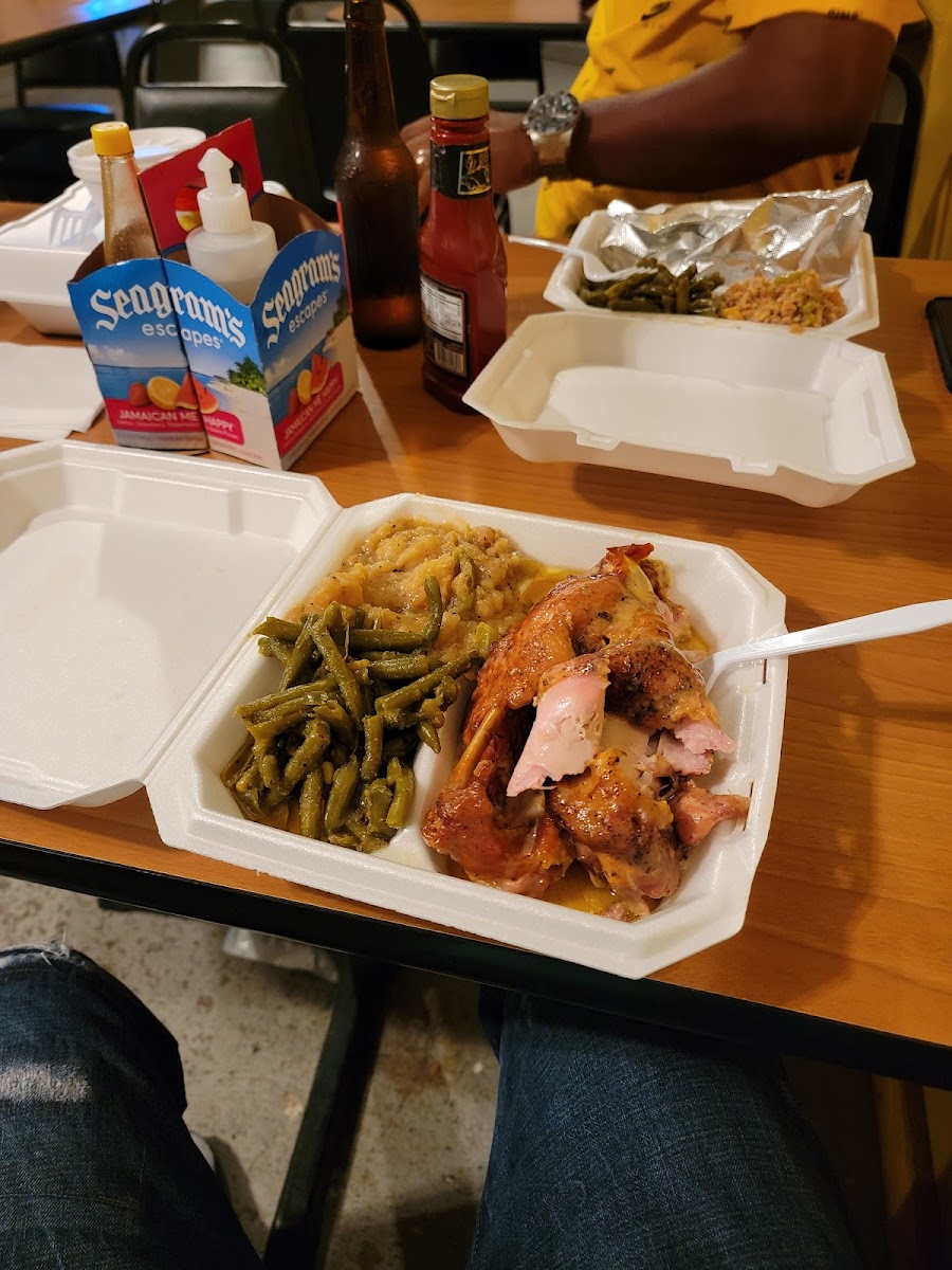 Honey's Kitchen LLC - Photo 5
