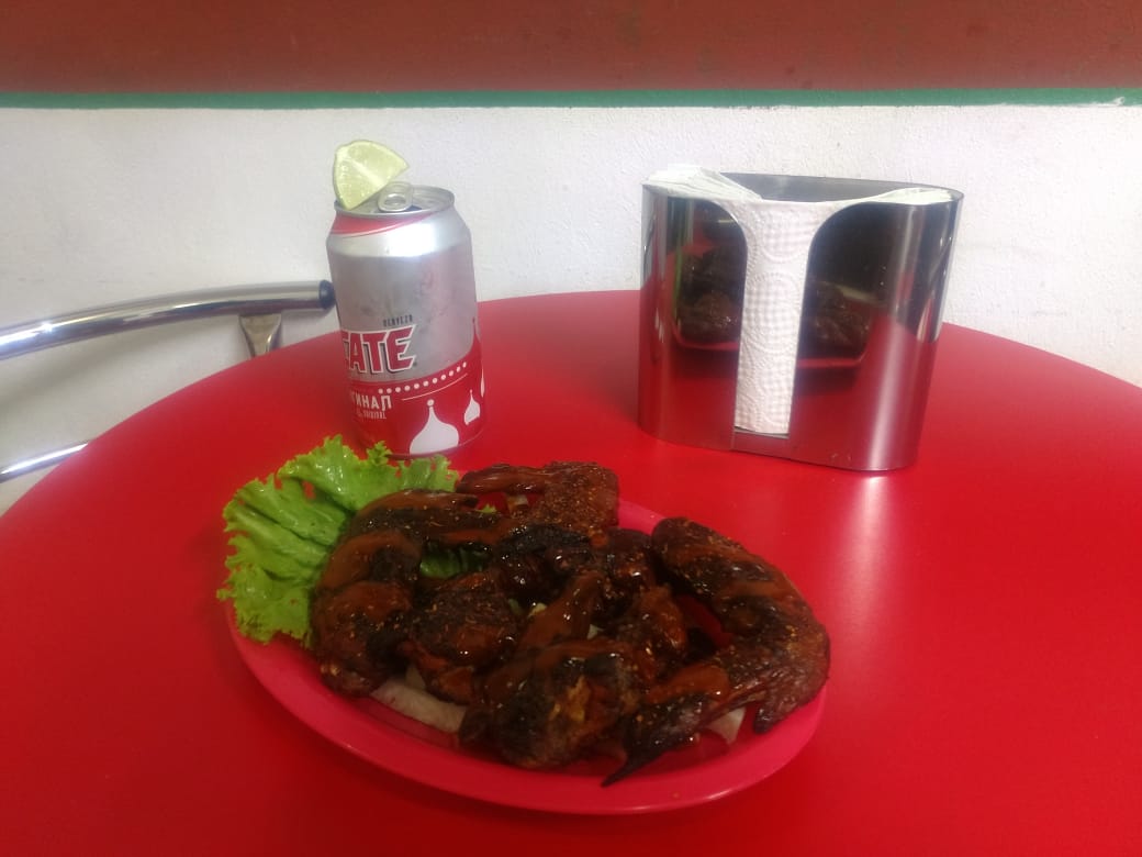 Alitas & Hamburguesas Los Güeros - Photo 6
