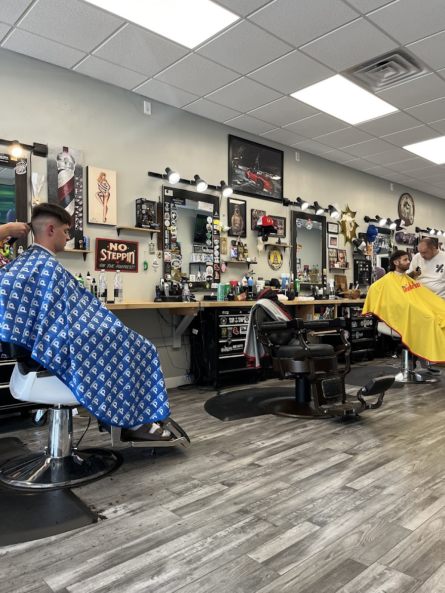 Dapper St. Barbershop - Photo 1
