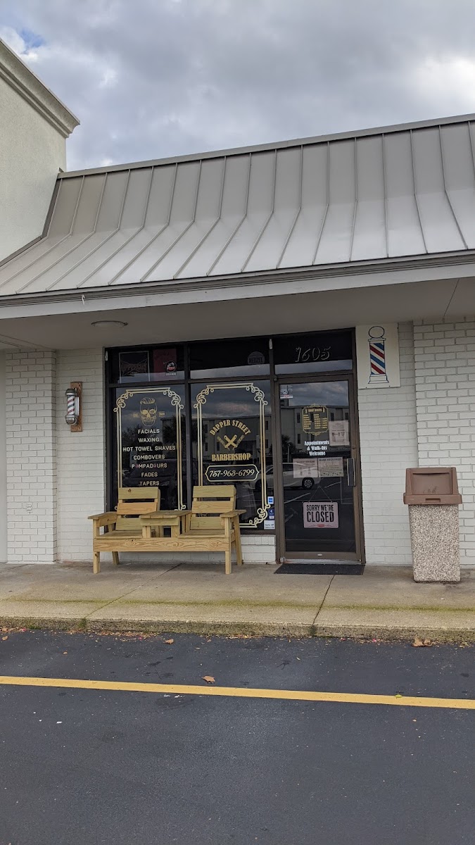 Dapper St. Barbershop - Photo 2