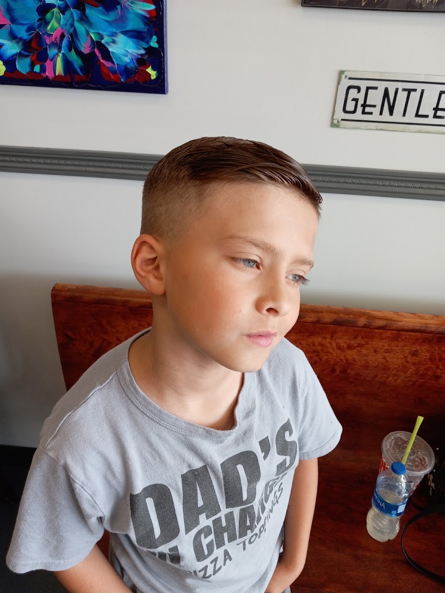 Dapper St. Barbershop - Photo 6