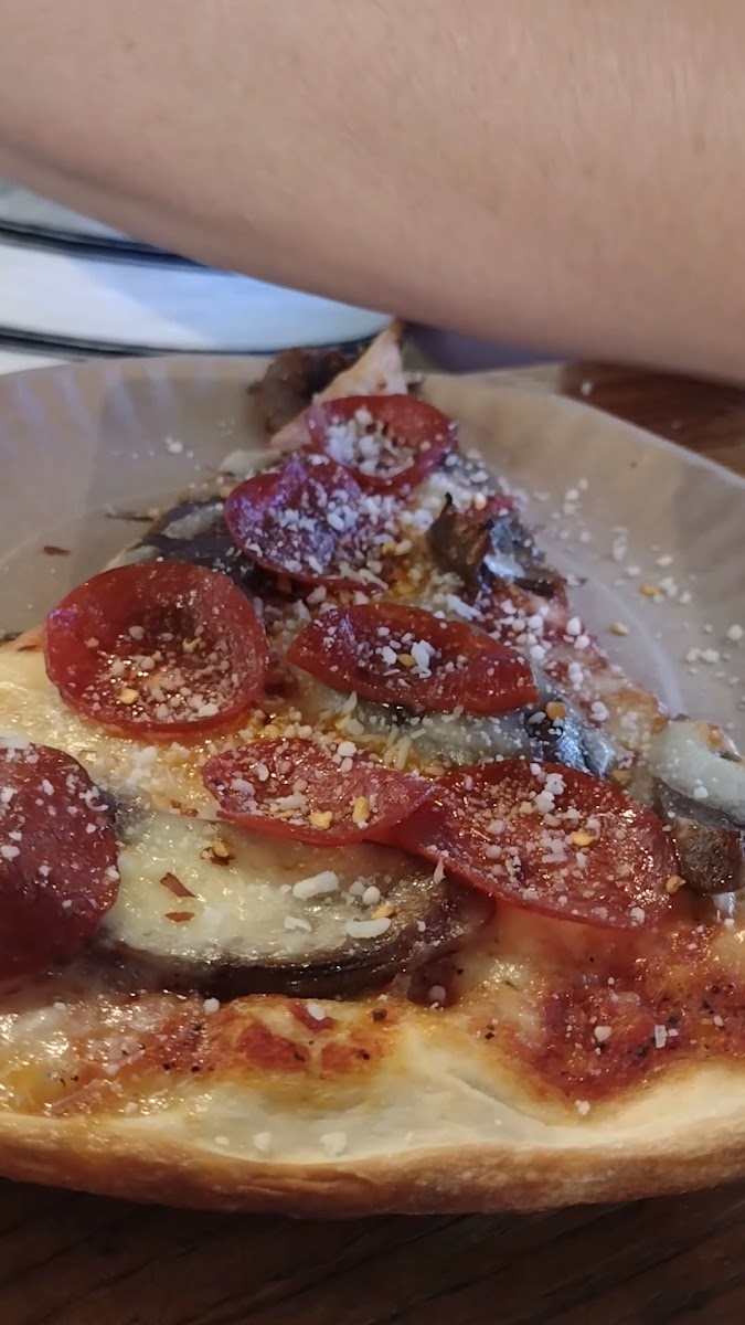 Cucina Bene Pizza - Photo 1