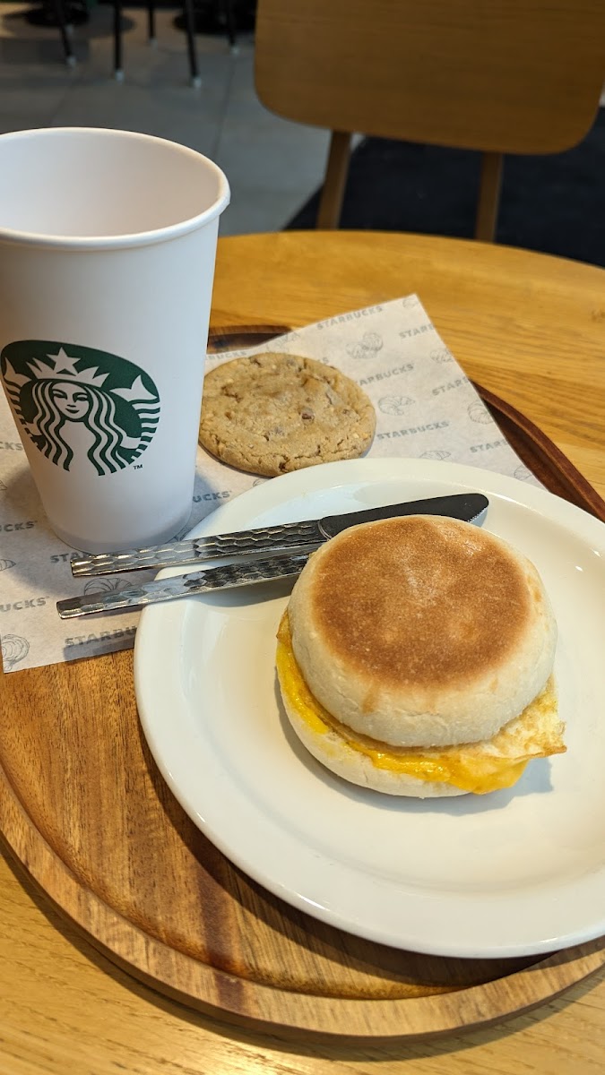 Starbucks Coffee - Porte de la Drôme A49 - Photo 2
