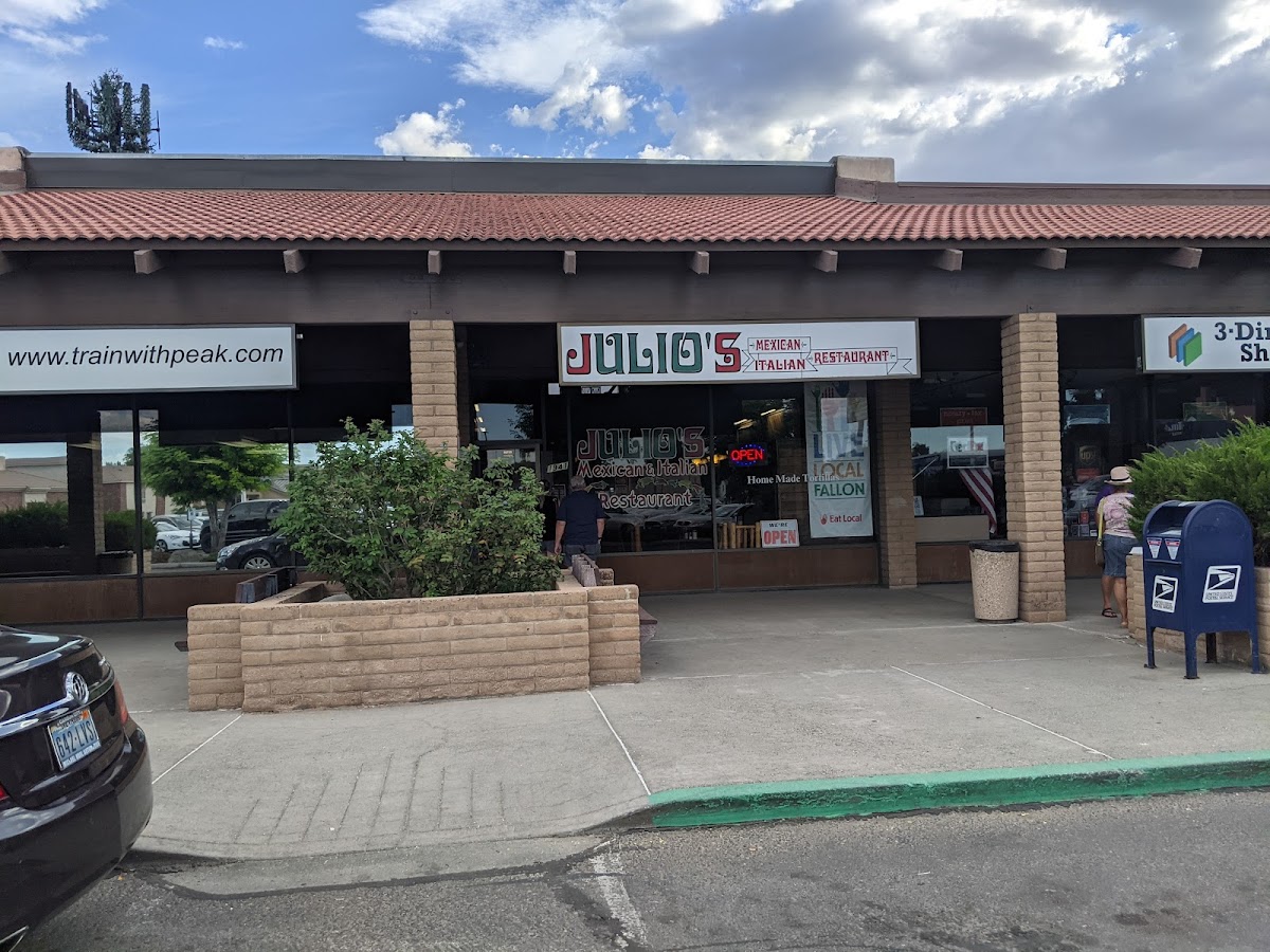 Julio's
