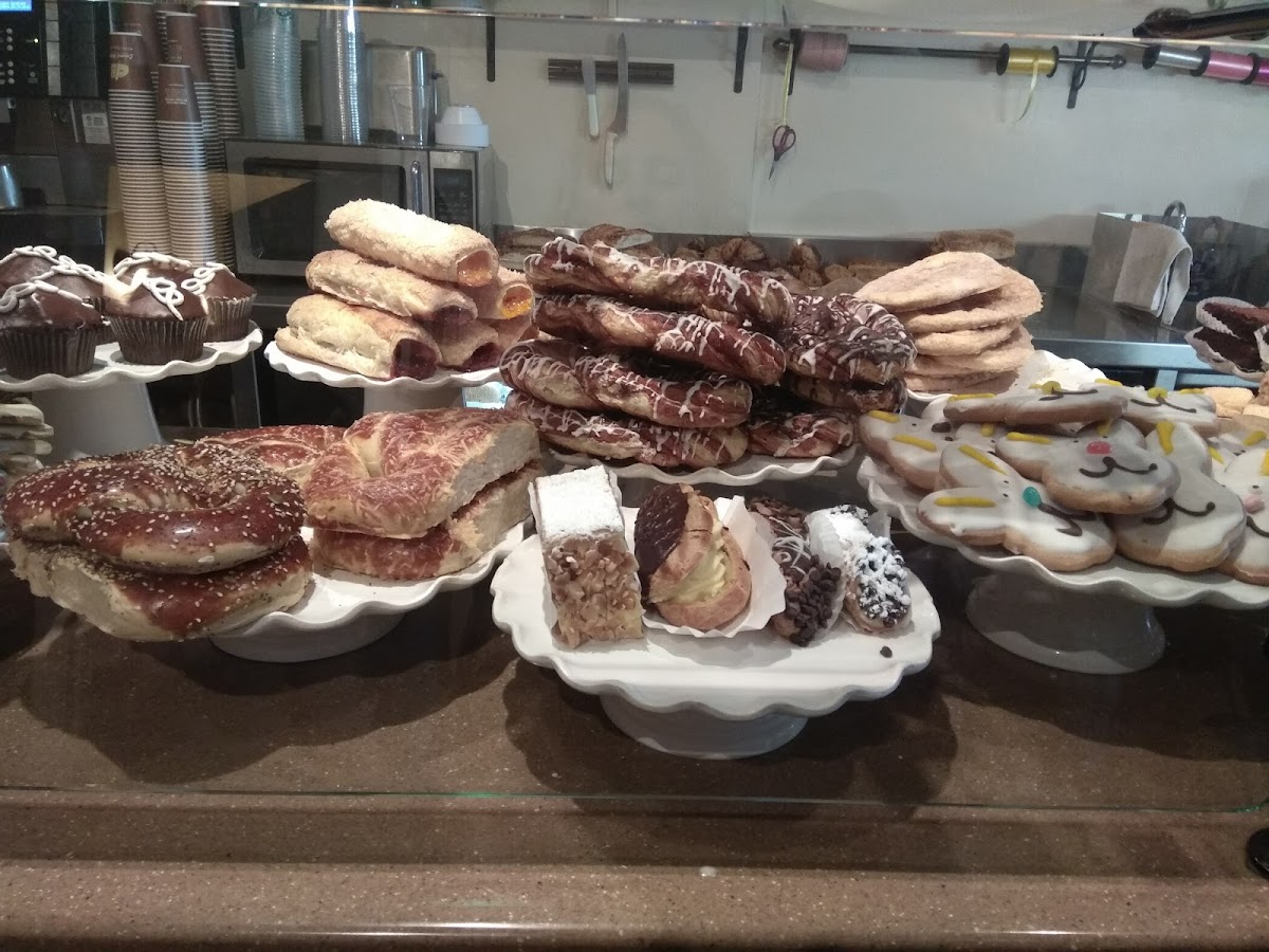 Carmel Valley Coffee Roasting Co - Photo 8